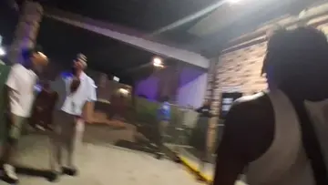 SEAUX UP !