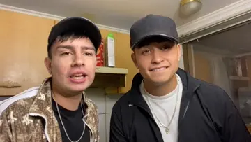 CUANTO COBRA
