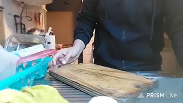 NIÑO DE 13 AÑOS NO SABE PELAR NI PICAR PAPA 