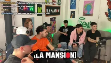 <33