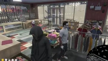 قبت بييييينهم