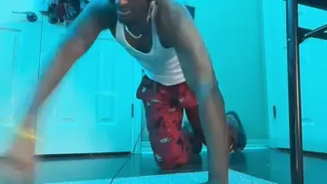 solomons chat makes him do pushups 