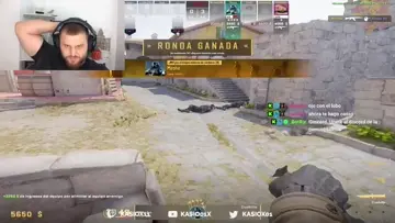 JUGANDO CON MI STREAMER FAVORITO | Clip