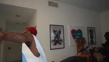 TT
