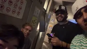 JAJAJA