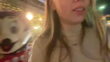 הצטלמנו עם פאקינג מיקי מאוס