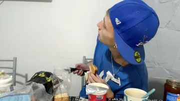 cuando estas contento y se te escapa un regalo