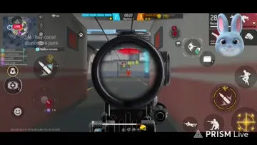 jugando free fire
