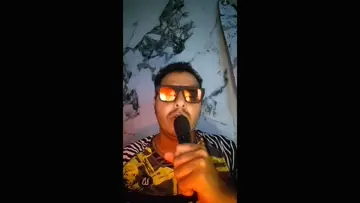 jlumar cantando 