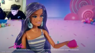 jak kouka do ty kamery