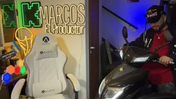 ELIAS ANDA EN MOTO EN EL DEPTO DE MARCOS 🤣