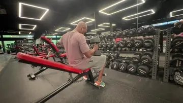 Lite chest day