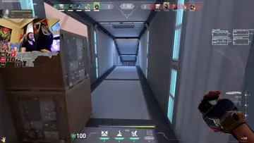 700+ Saat Neon Gameplay | Clip