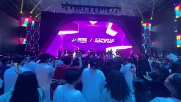 يبو شماغ اسمع الكلام
