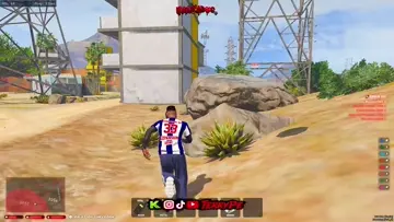 😭