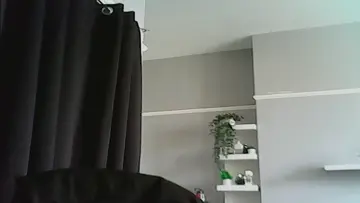 should've worn it the whole stream 