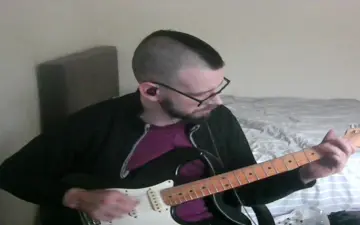 Jamming To Some Drumloops
