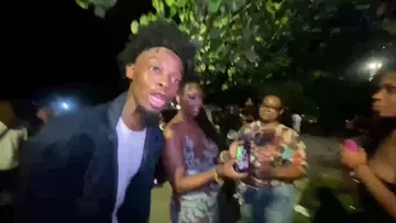 LMAOO NO BUTT IS WILDDD🤣