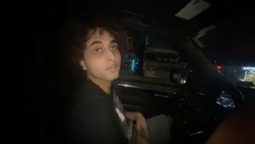 Camera man crashes out on YL