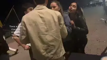 el tomi se pone raro jaja