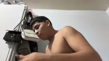 😂