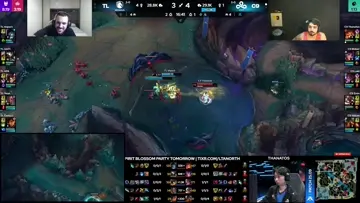 brinca muito