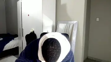 Mid Coochie