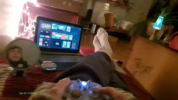 pov: roomie's cat asks u where dinner while gaming