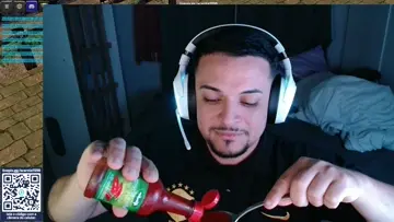 TOMANDO UMA COLHER DE PIMENTA