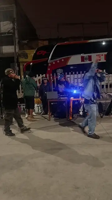 CONOCIMIENTOS EN UNIDOS POR EL HIP-HOP 53 AÑOS SJL