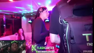 😂
