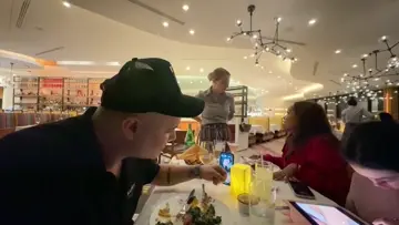 El momento que encontramos un pelo en la comida