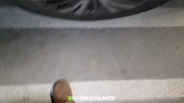 Guy Helps Santii Pee