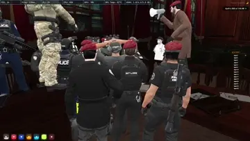 اسمعي يا جاره