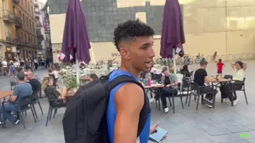 Narradol se encuentra con un fan2