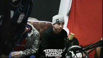 lo estaba comiendo el sillon