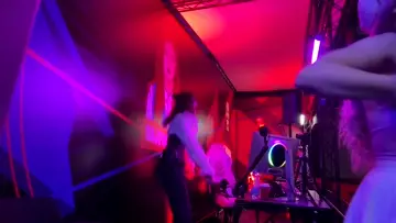 Baltics dance party