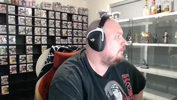 senpai arguing w his kid over food