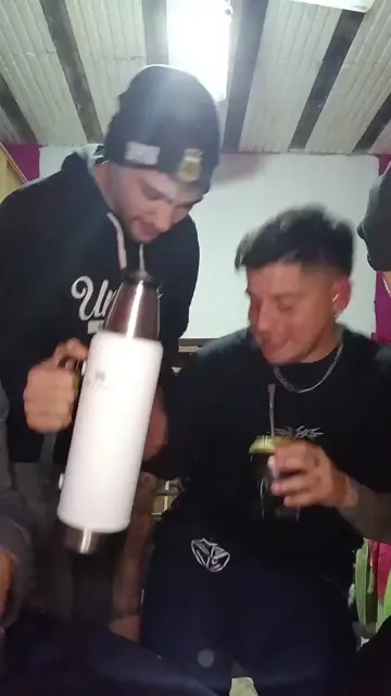 se cayo el profe