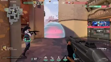 Rezandole a la puerta xd