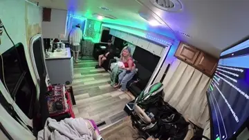 Kiki did it