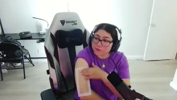 Clarissa Wax