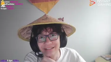 kinkoiowi spierdala oko