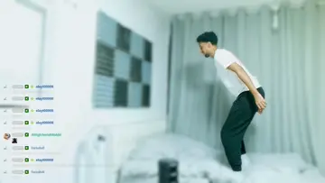 שו מומנט