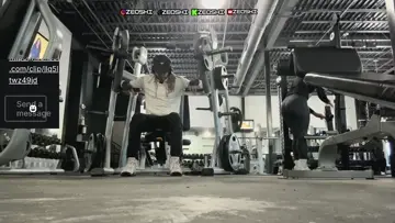 Chest Press > Bench Press