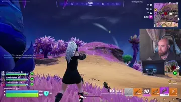 on tente de déloger des cafards ^^