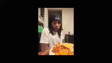 HE JUST WANNA BE THE LAST ONE EATING 😂😂😭