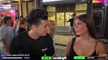 LUCA RIMORCHIA UNA MILANESE MA E' MINORENNE