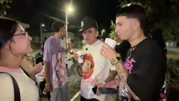 No te da frio así?  jajajaja