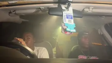bro dying. from the blunt 😭😭